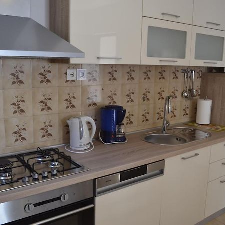 Apartment Ana Kaštel Sućurac Eksteriør billede