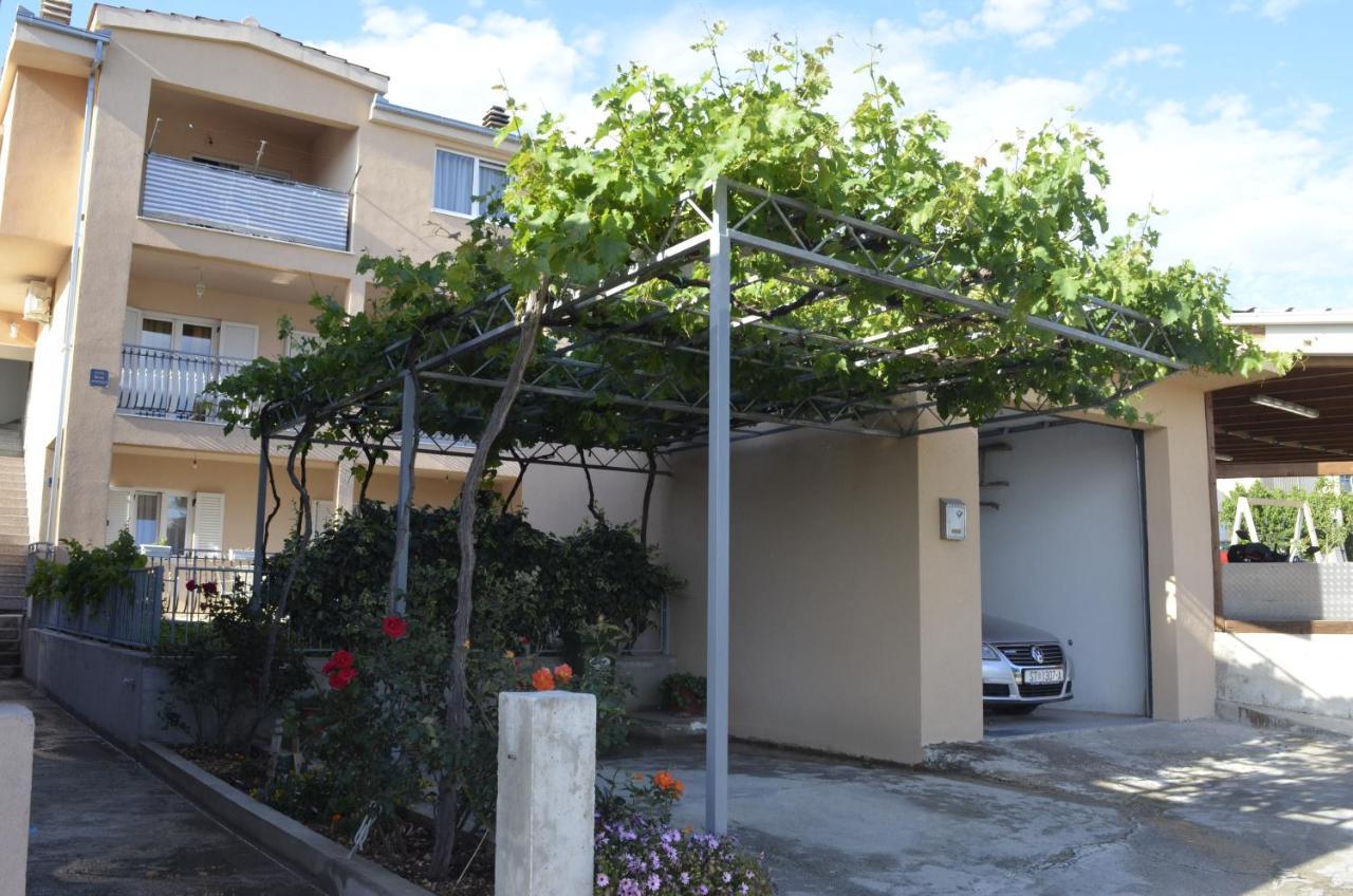 Apartment Ana Kaštel Sućurac Eksteriør billede